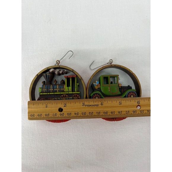 Hallmark Nostalgia Christmas 1975 Season's Greetings 1977 Train Car Lot - Picture 7 of 7